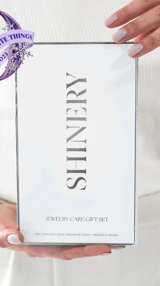 RADIANCE WASH BRUSH DUO BY SHINERY