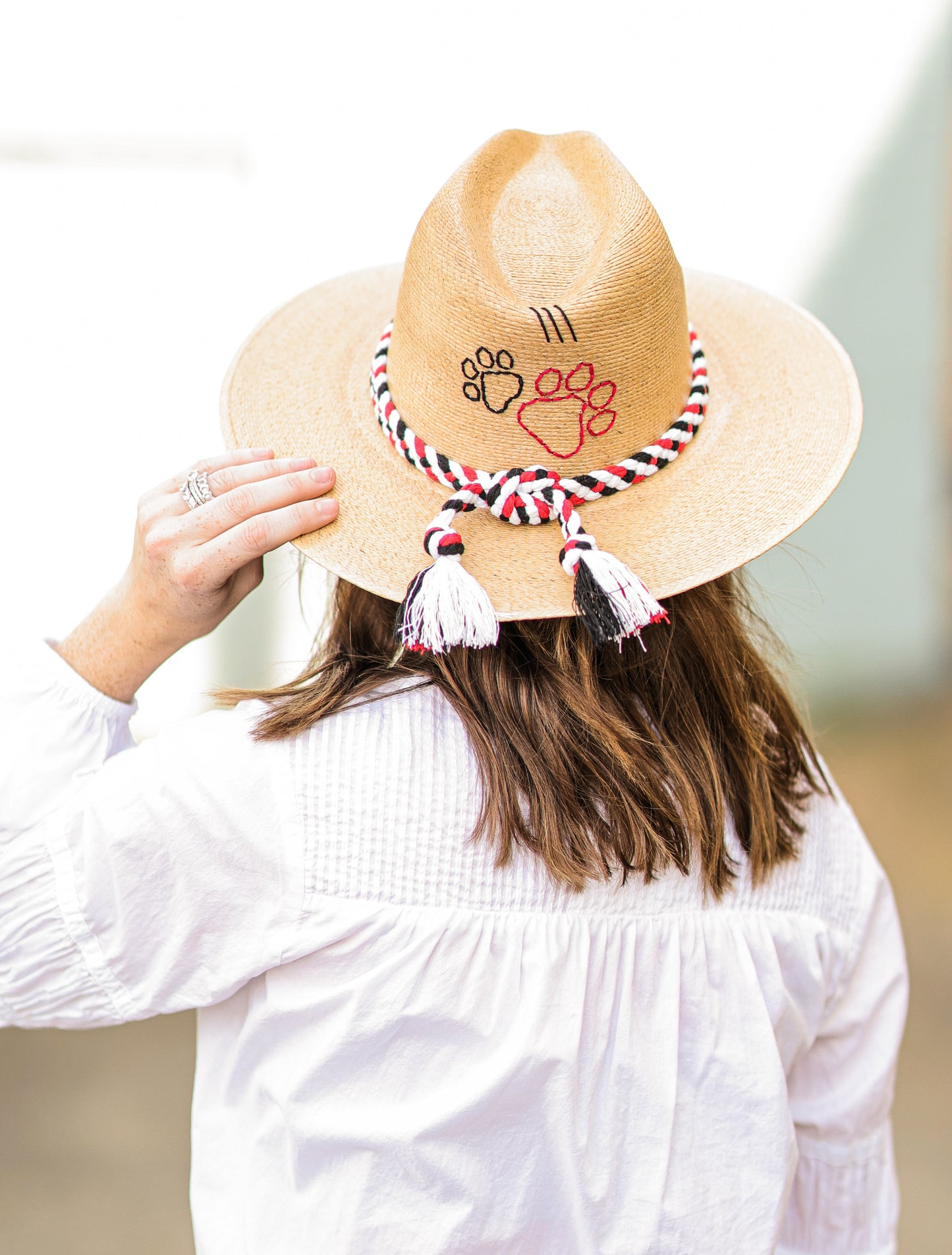 TIPSY THREAD HAT