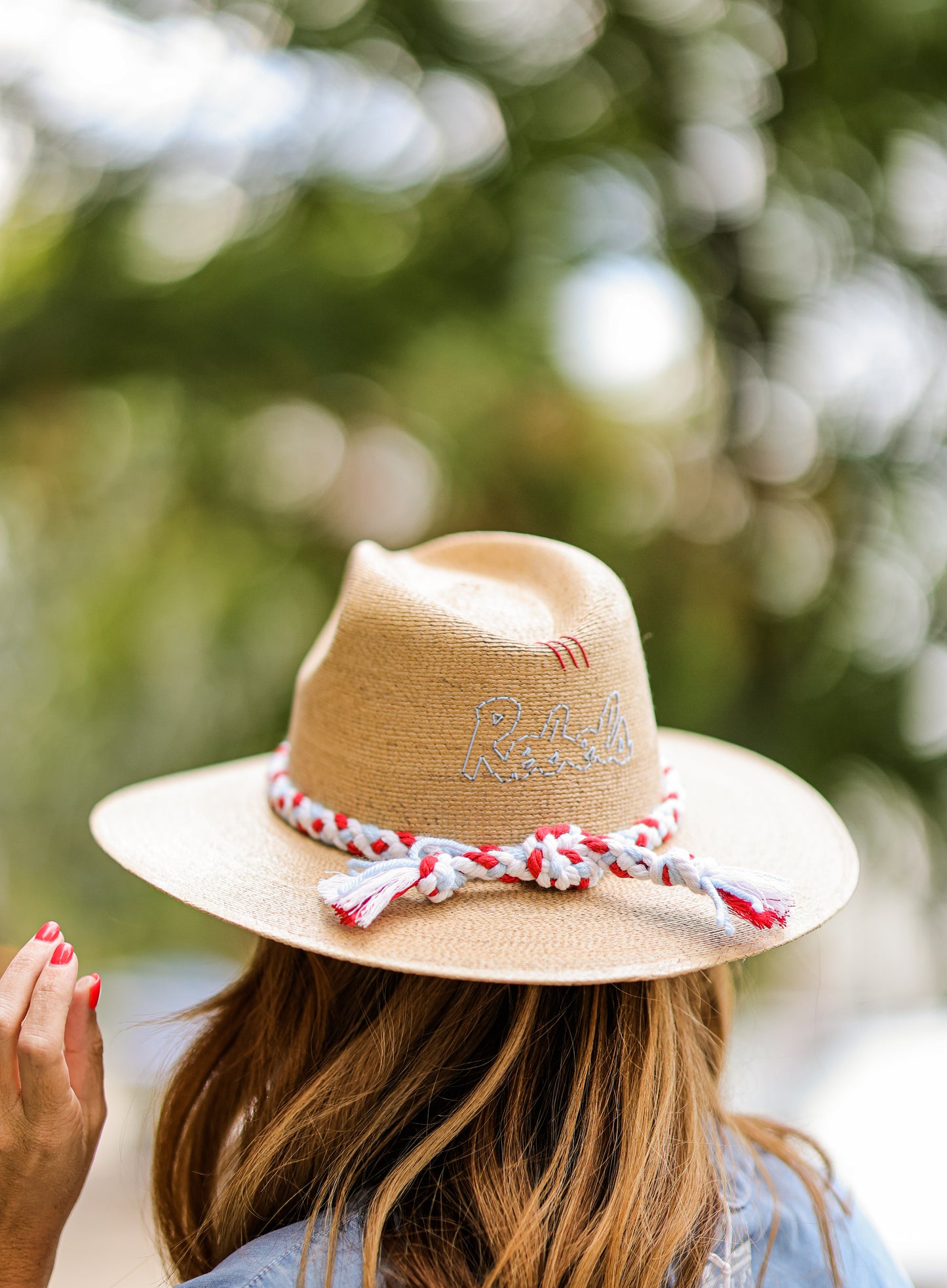 TIPSY THREAD HAT