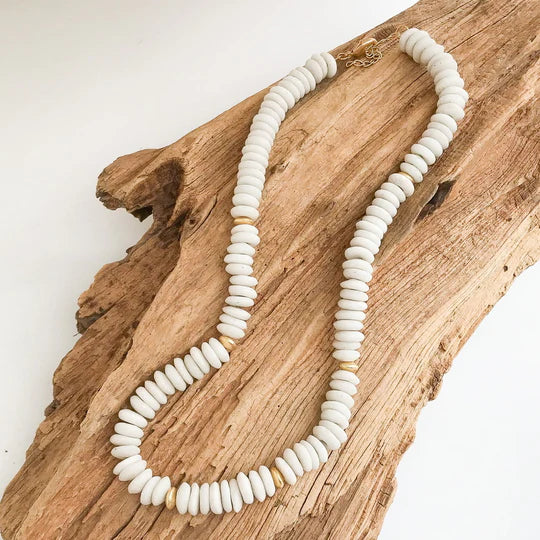 LONG HEISHI NECKLACE