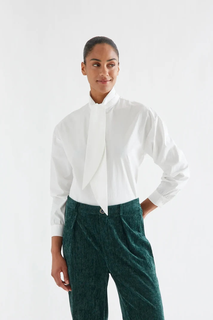 WHITE BOW SHIRT