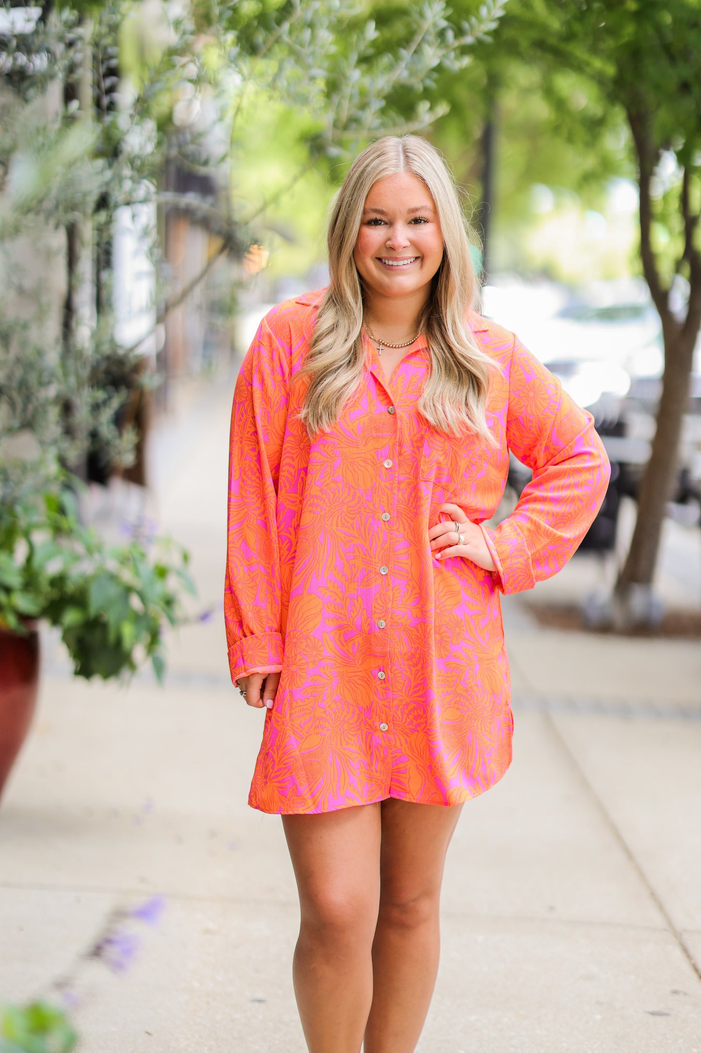BEACHCLUB BUTTON DOWN FUSCHIA