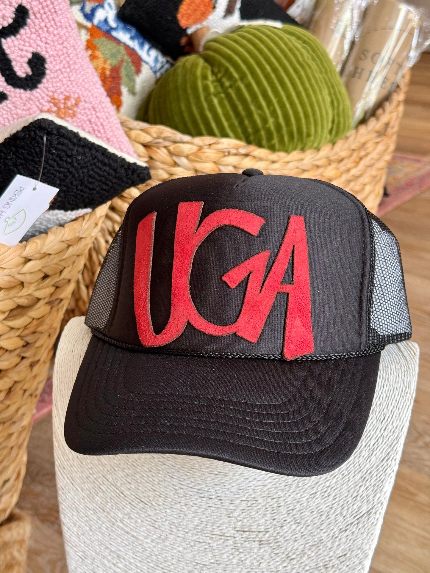UGA TRUCKER HAT KILIM