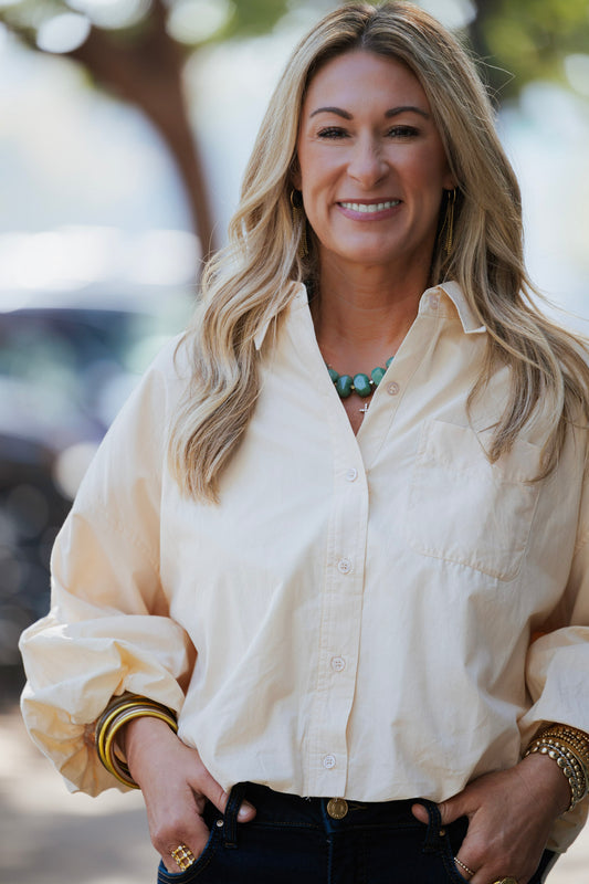 EGG SHELL BUBBLE SLEEVE TOP