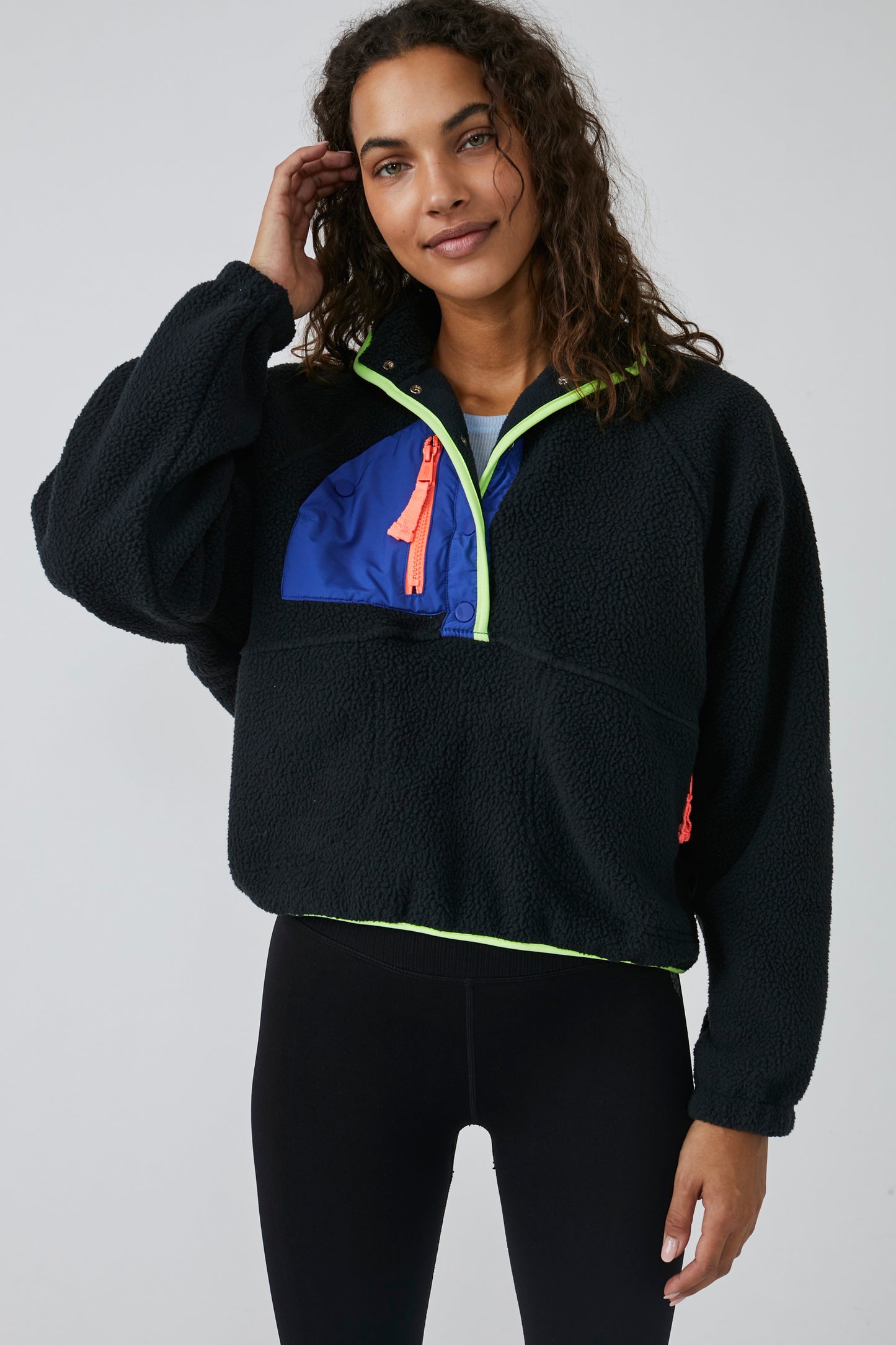 HIT THE SLOPES PULLOVER