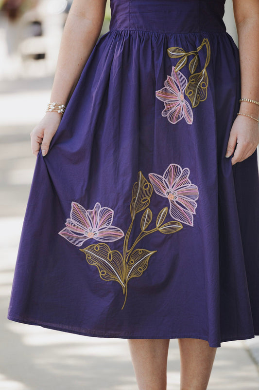 FLORAL EMBROIDERY DRESS