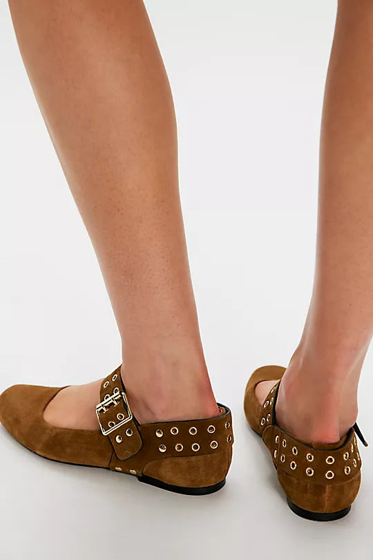 MAGGIE MARY JANE FLATS