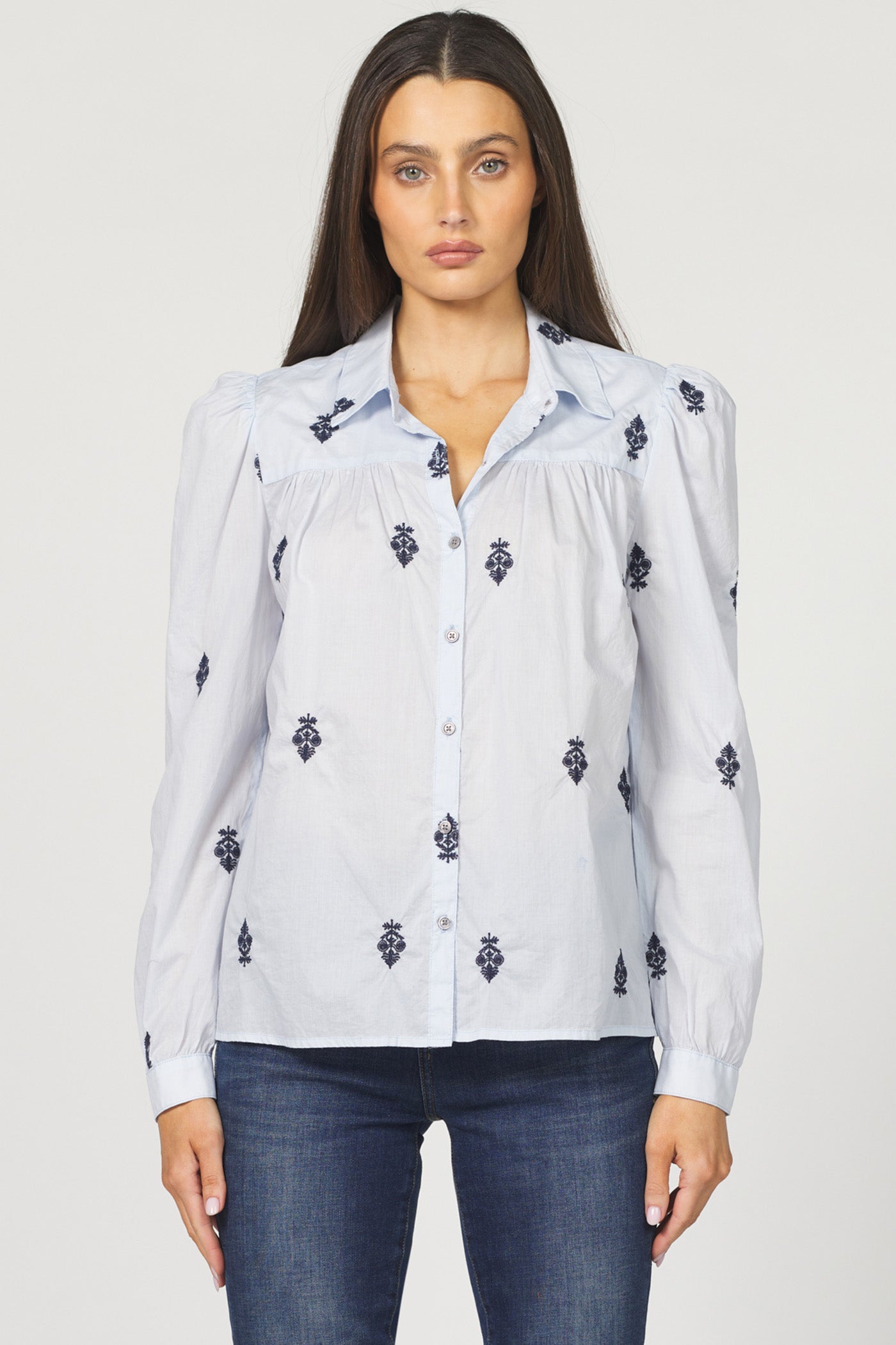 MILKY BLUE NASRIN TOP
