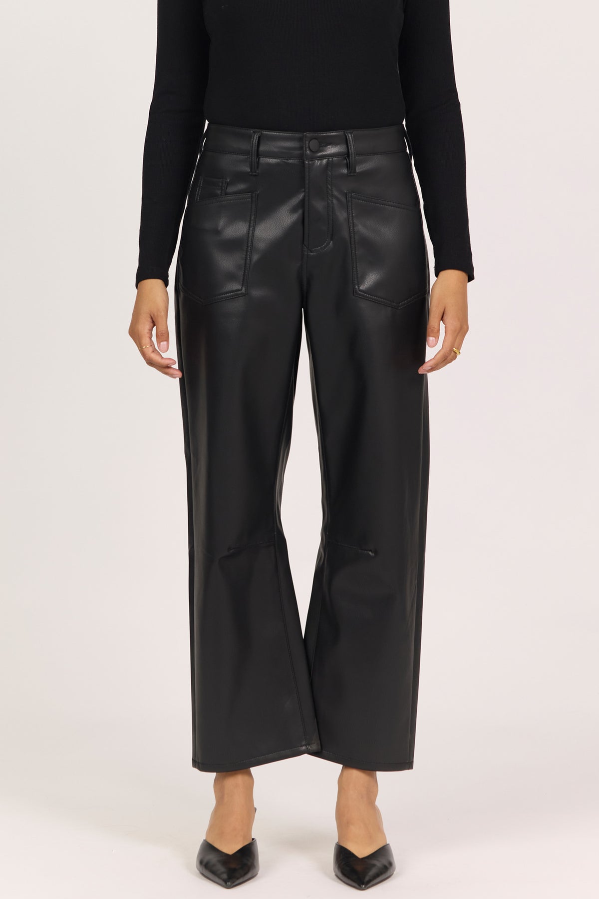 BLACK LACQUER LASSO