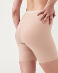 SPANX GIRL SHORTS
