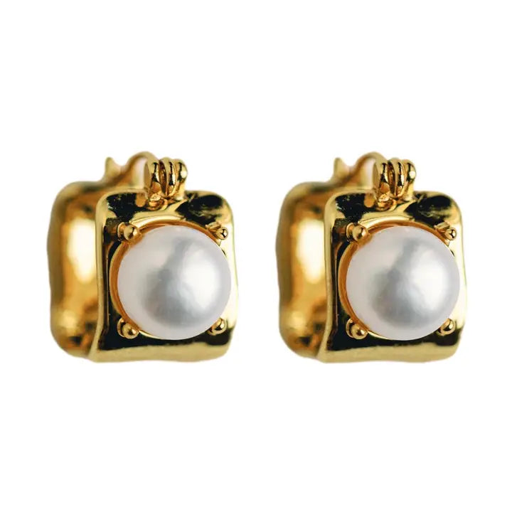 VINTAGE MINI SQUARE GOLD PEARL HUGGIES