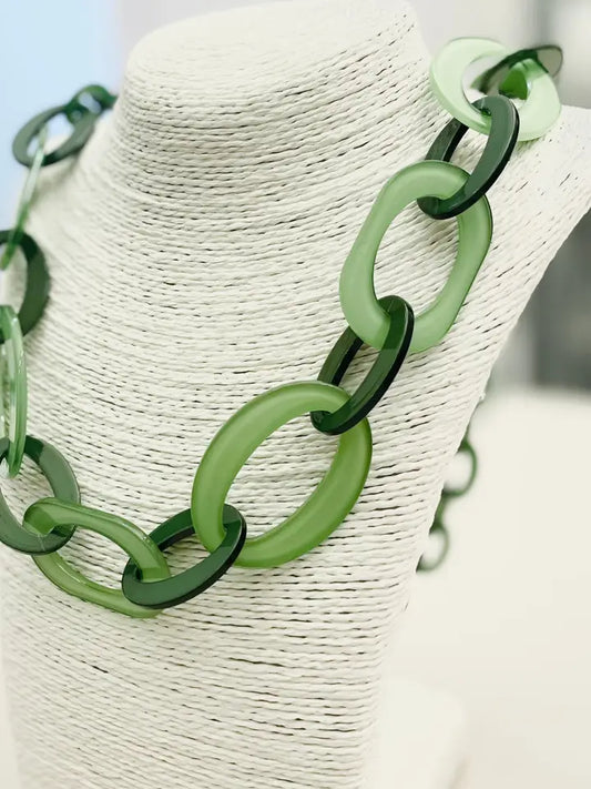 LONG LOOPED NECKLACE