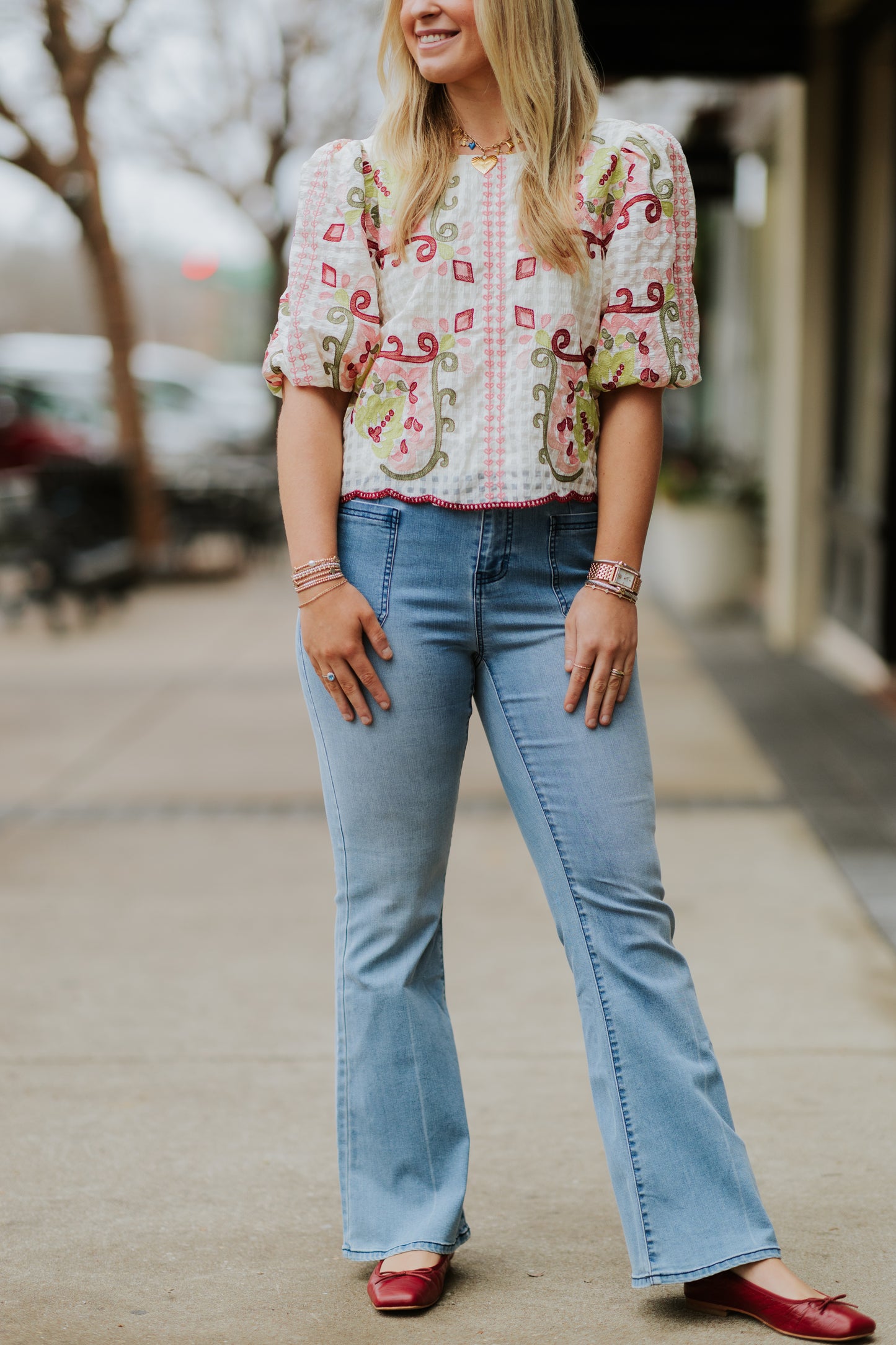 EMBRY DETAIL TOP