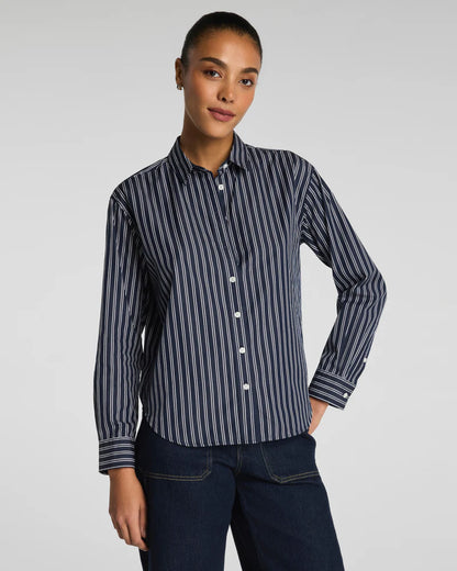 TIMELESS NAVY CLASSIC BUTTON TOP