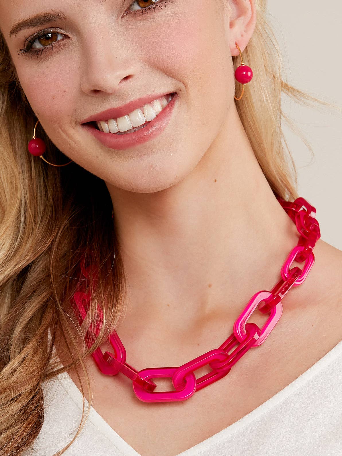 RESIN CHAIN COLOR NECKLACE