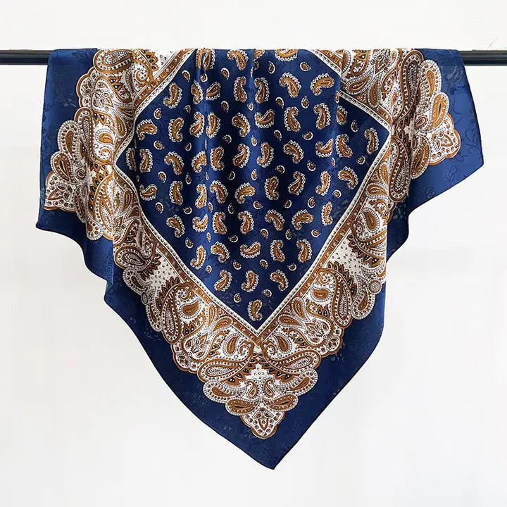 ACCENT SCARF
