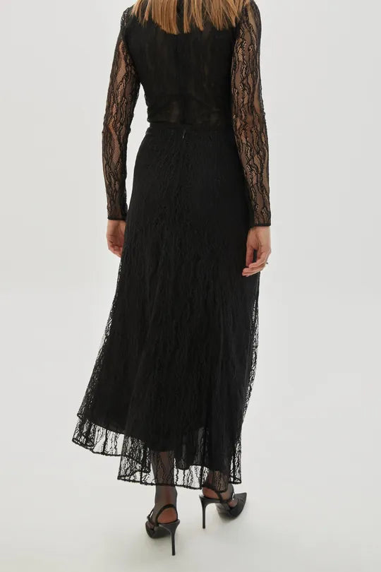 BENNY LACE SKIRT
