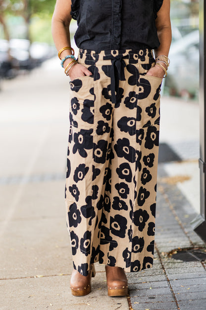 LISA FALL FLOWER PANTS