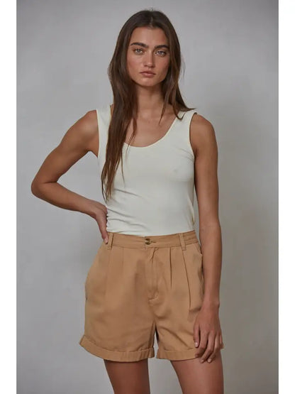 SEAMLESS REVERSE U-V NECK TANK