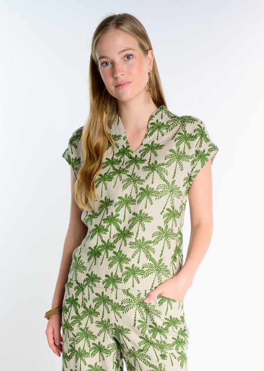 IN THE PALM TREES TOP