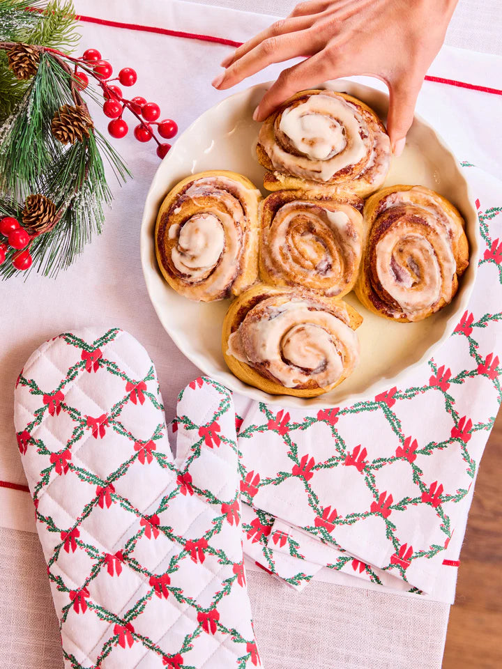 HOLIDAY TRELLIS TEA TOWEL