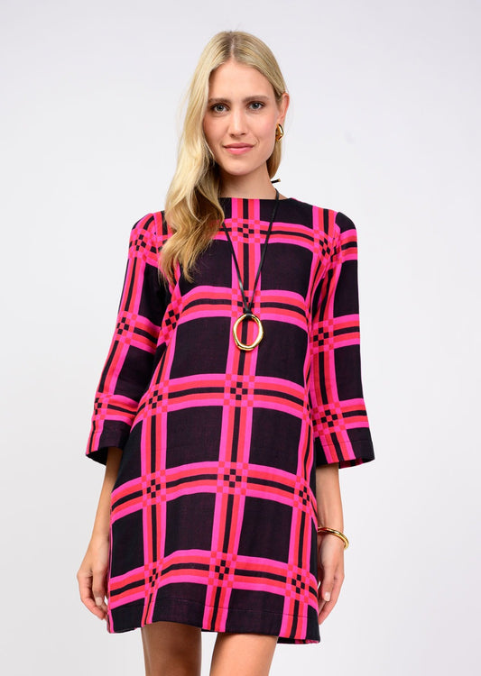 HOT SHIFT PINK KNIT DRESS