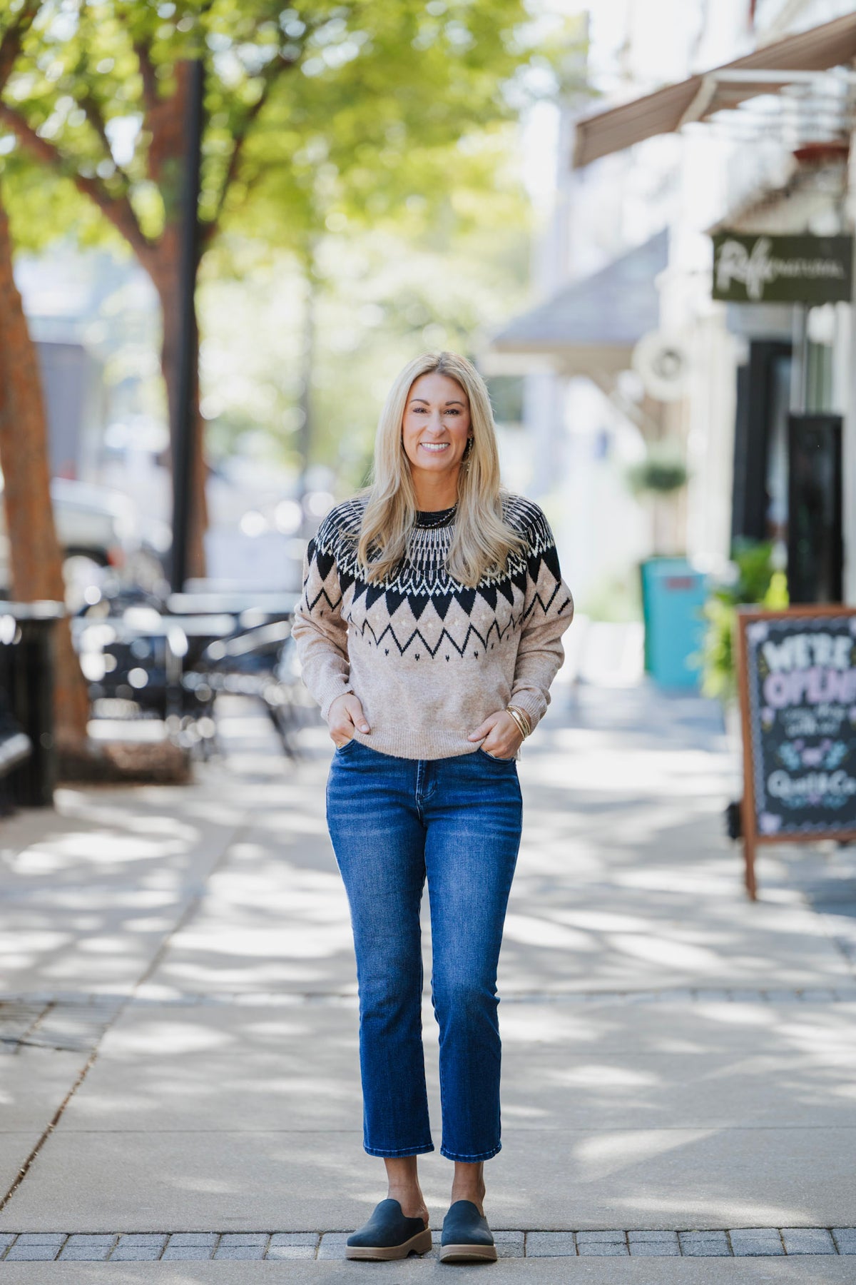 DELVINE SWEATER