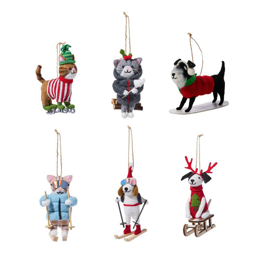WINTER FUN ANIMAL ORNAMENT