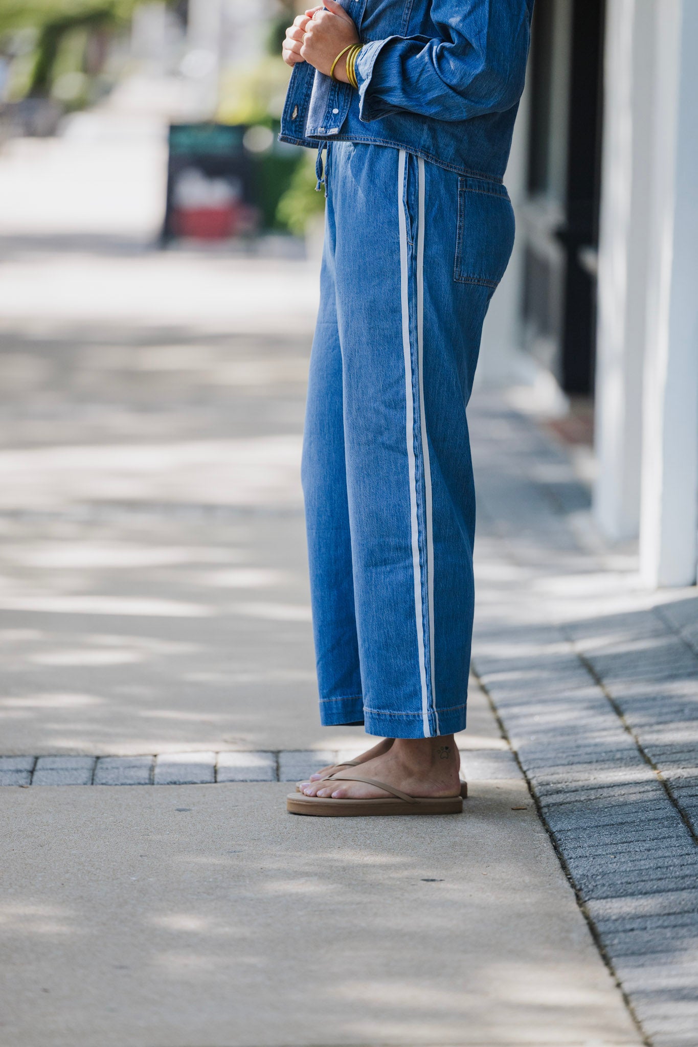 THE SIDELINES DENIM TRACK PANTS