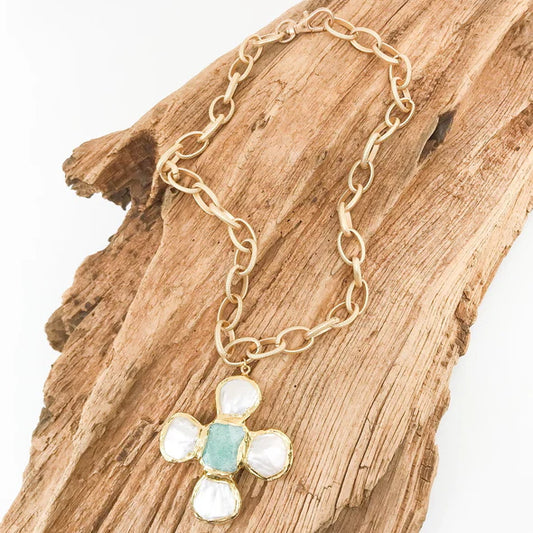 PEARL CLOVER CROSS ON ETCHED CHAIN