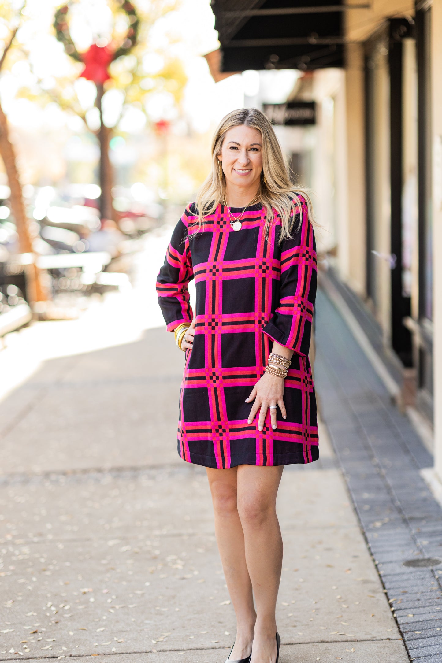 HOT SHIFT PINK KNIT DRESS