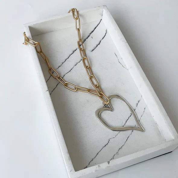 PAPERCLIP HEART NECKLACE