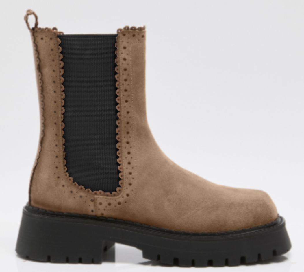 TRIED AND TRUE BROGUE BOOT