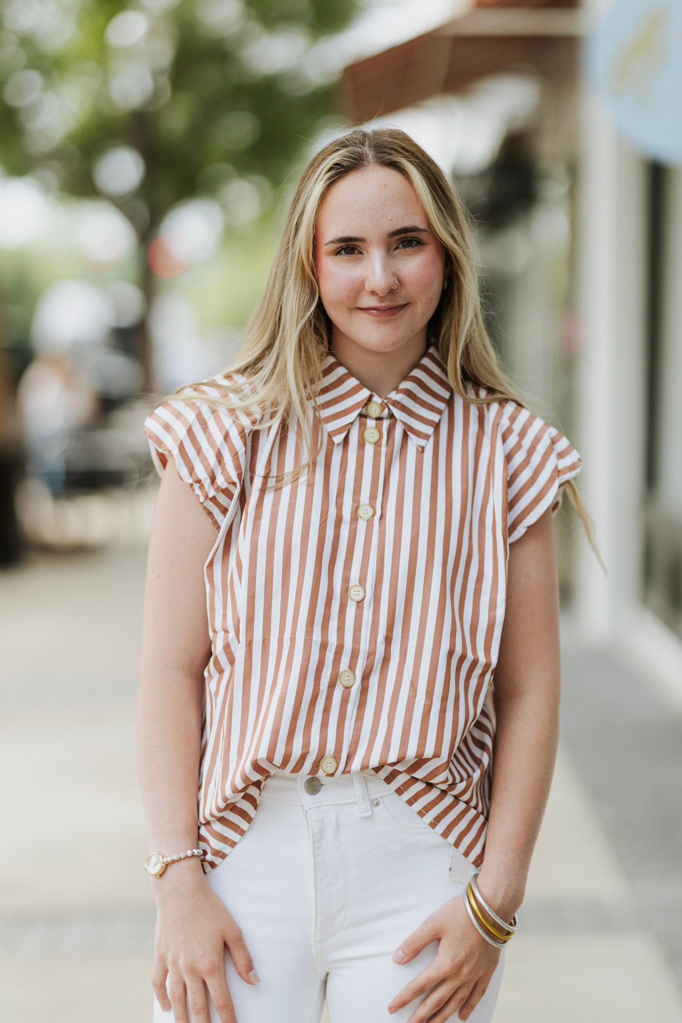 STRIPE BUBBLE BUTTON UP TOP