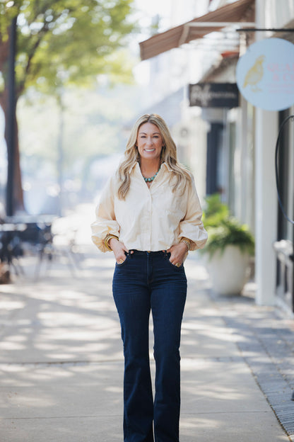 EGG SHELL BUBBLE SLEEVE TOP