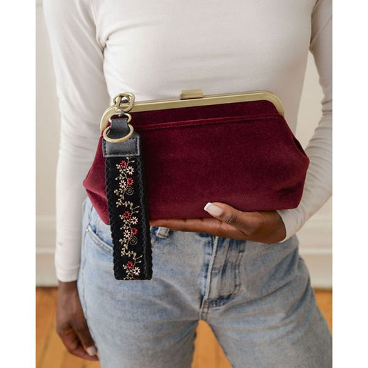 VELVET VINE CLUTCH