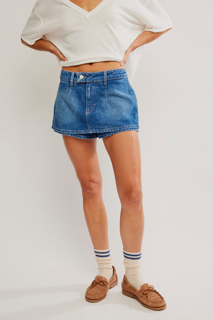 GALIVANTING SKORT