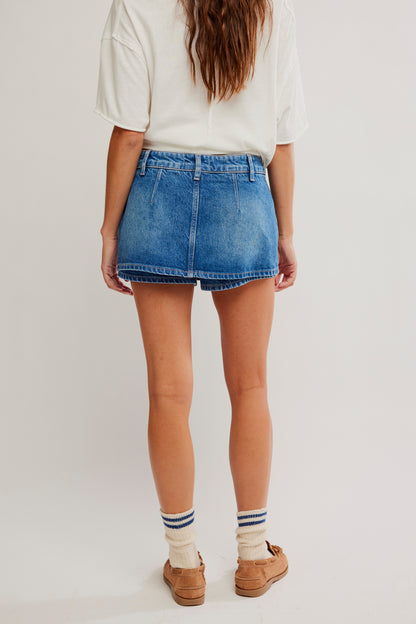 GALIVANTING SKORT