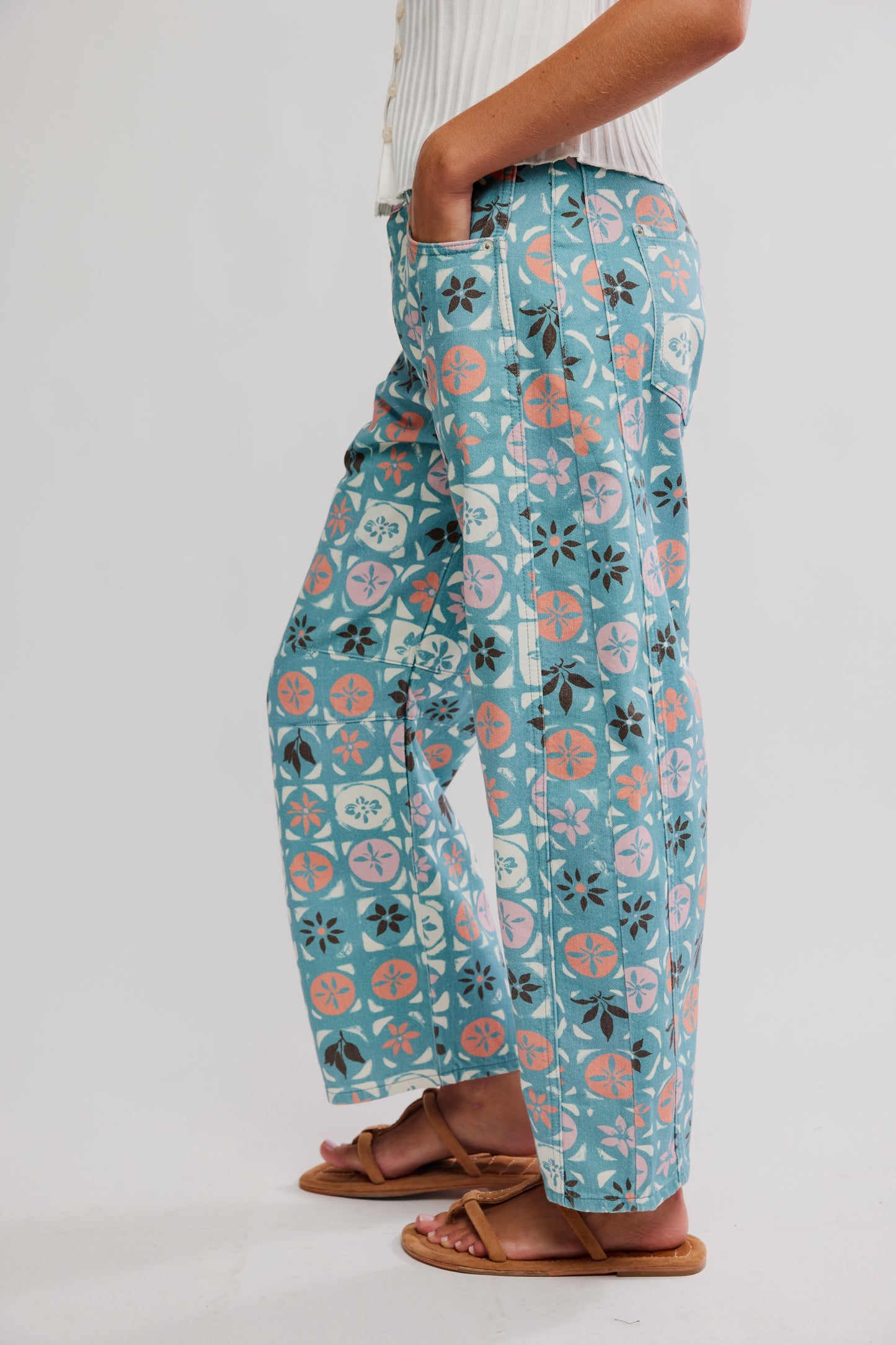 DITZY JADE FREE EPOLE BARREL JEANS