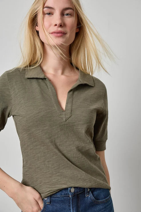 LILLA P ELBOW SLEEVE COLLARED SPLIT NECK