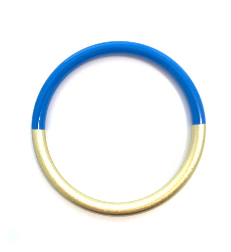 HORN COLORED BANGLES
