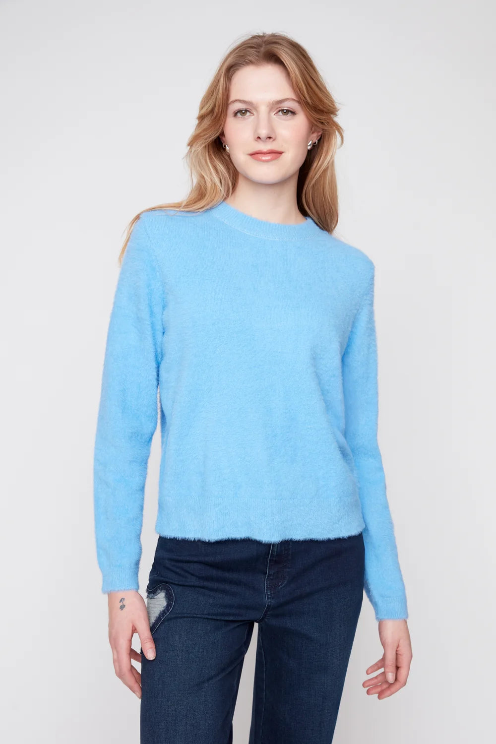COZY FEATHER YARN CREW NECK