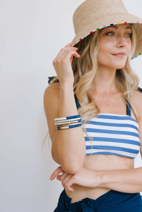 SUNSHINE BUCKET HAT