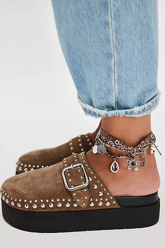 CAYATANA STUDDED MULE