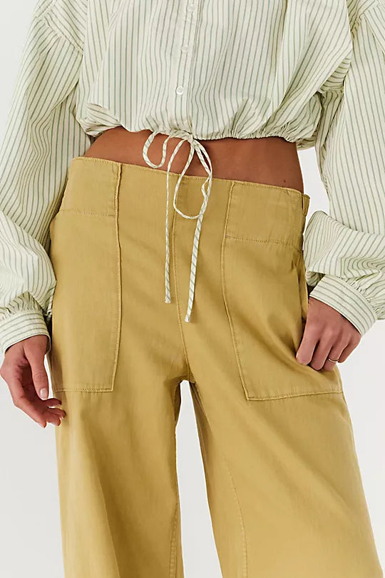 BREEZY DENIM PULL ON