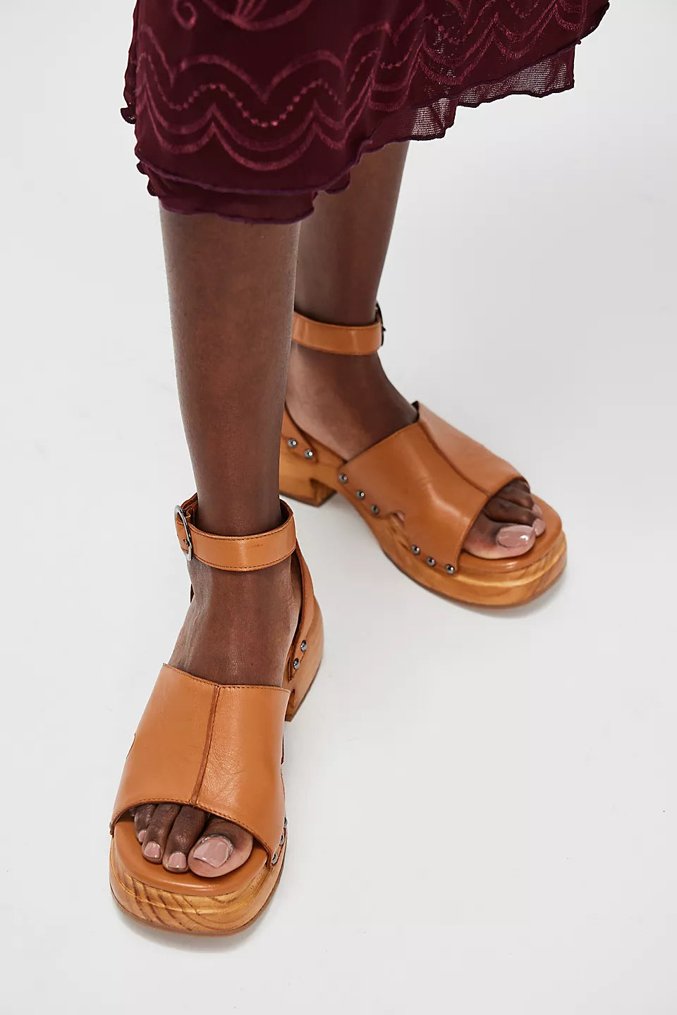 CARSON CLOG
