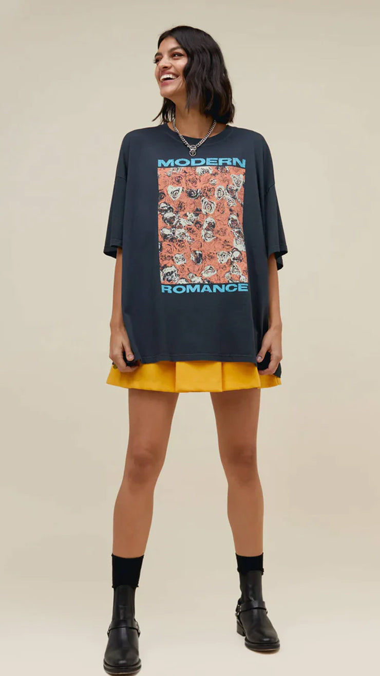 MODERN ROMANCE ONESIZE TSHIRT