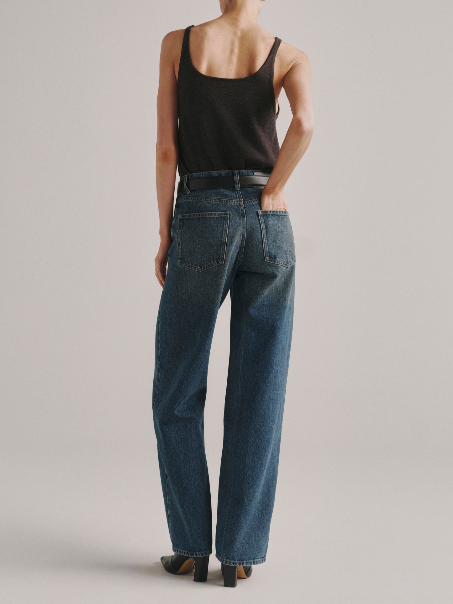 TINTED DARK KAYLEN LOOSE STRAIGHT
