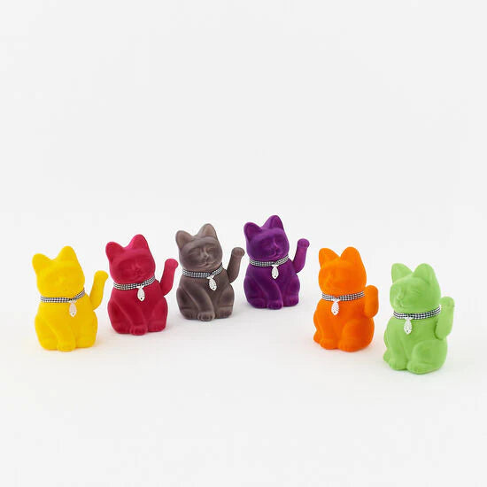 HOWDY WAVING CATS