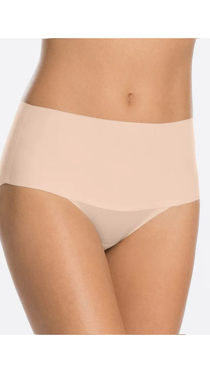 UNDIE-TECTABLE